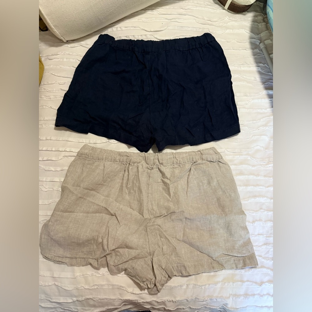 Women's Navy and Beige linen shorts